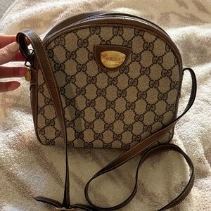 Gucci bag. 
100% authentic
Vintage